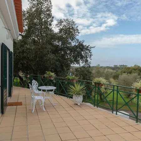 Oak Tree Guest house